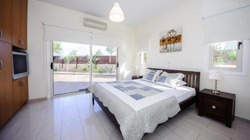 Rent Private Villa 196