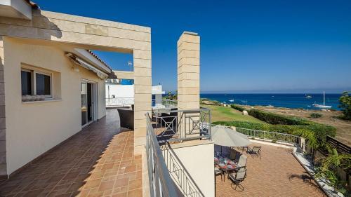 Rent Private Villa 196