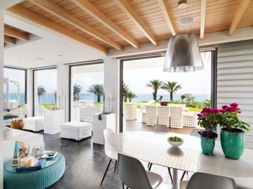 Beachfront Dream Villa ?the Perfect Villa? Protaras Villa 38