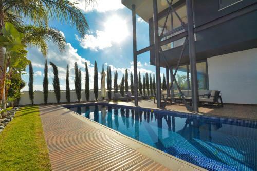 White Pearl Villas