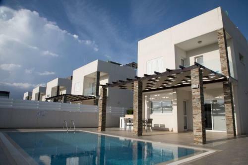 Villa Anemoni 10 Central Protaras Close To Fig Tree Bay