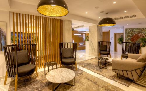 The Blue Ivy Hotel & Suites