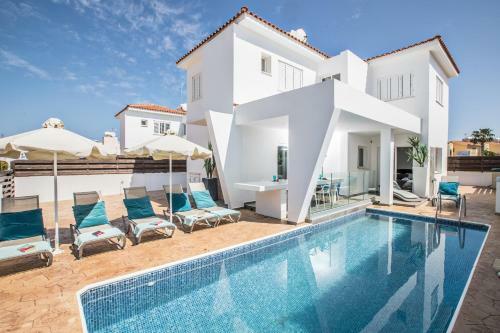 Marimar Luxury Villa