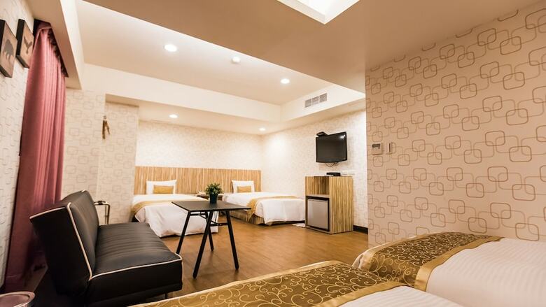 Hotel City