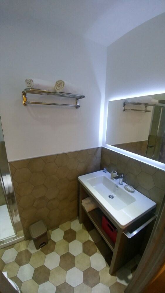 Hostal Ottocento Guest House