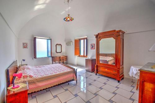 Amalfi Villa Sleeps 8 Air Con Wifi