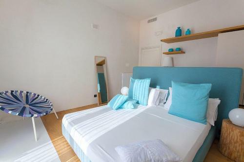 Amalfi Villa Sleeps 9 Pool Air Con Wifi