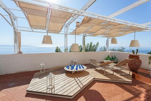 Amalfi Villa Sleeps 9 Pool Air Con Wifi