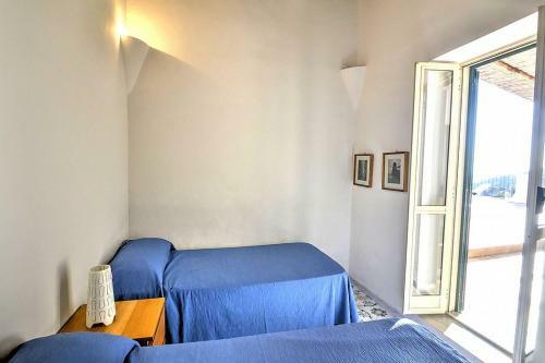 Amalfi Villa Sleeps 5 Air Con