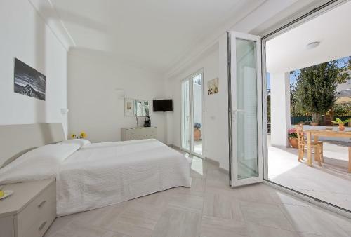 Hostal La Limonaia Capri