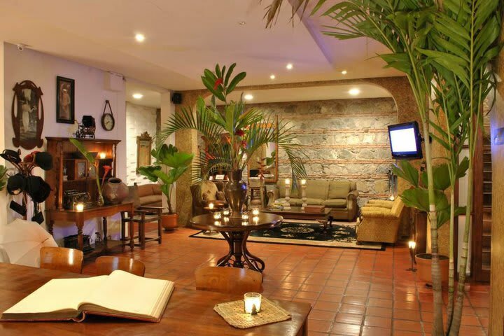 Hotel Mariscal Robledo