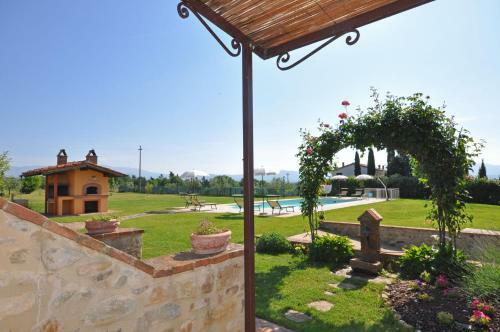 Arezzo Apartment Sleeps 6 Air Con