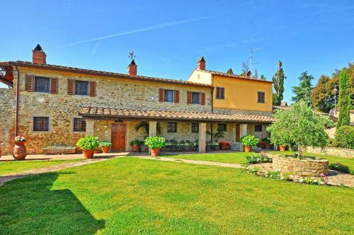 Arezzo Apartment Sleeps 6 Air Con