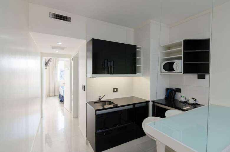 Cyan Recoleta Hotel