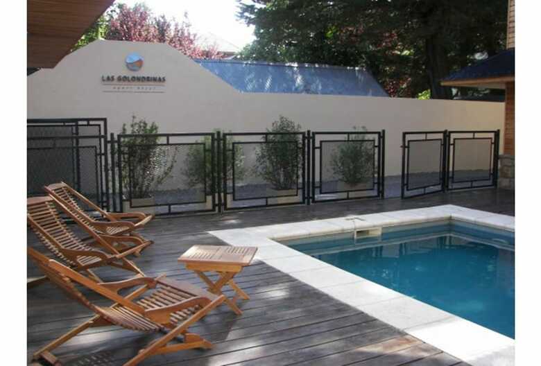 Las Golondrinas Apart Hotel