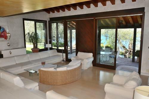 Villa Dismero