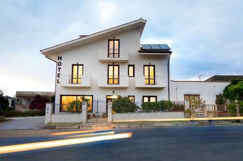 Hotel Terra Degli Elimi