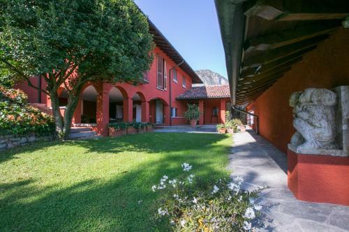 Griante Villa Sleeps 15 Pool Air Con