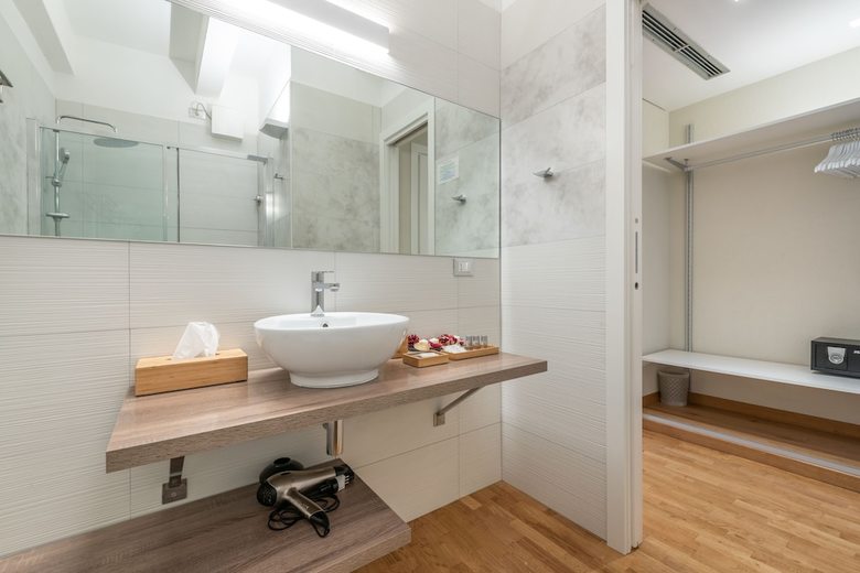 Hostal Martini Rooms & Suites Castello