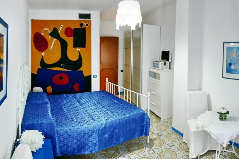 Bed & Breakfast I Love Art