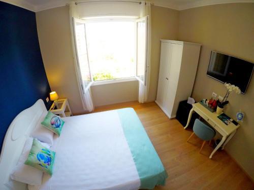 Hostal Colibr� Prestige Rooms