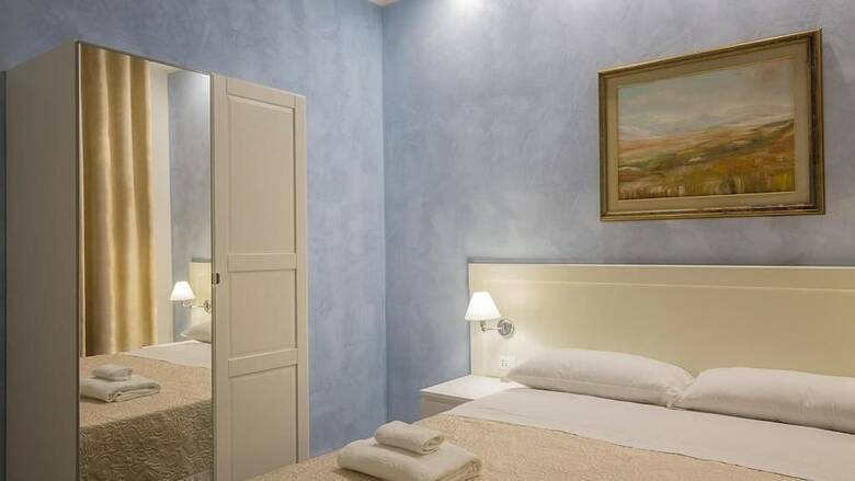 Hostal Vela Rooms