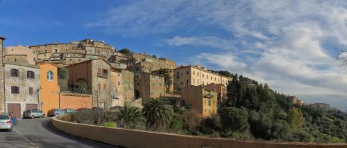 Borgo Agli Scudi B&B