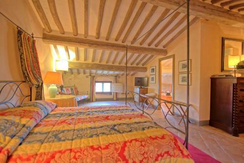 Campiglia Marittima Chateau Sleeps 20 Pool Air Con