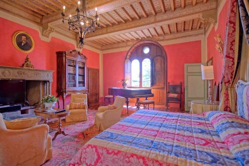 Campiglia Marittima Chateau Sleeps 20 Pool Air Con