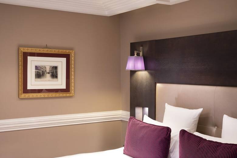 Elys�es Hotel