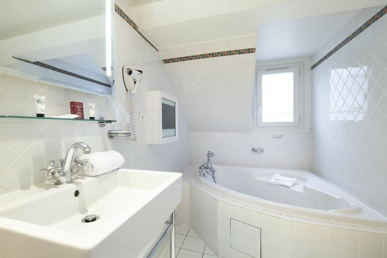 Elys�es Hotel