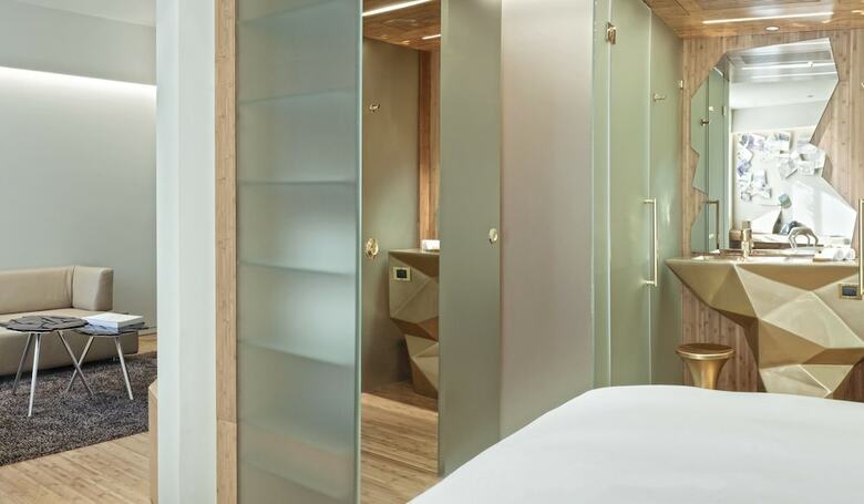 Hotel New