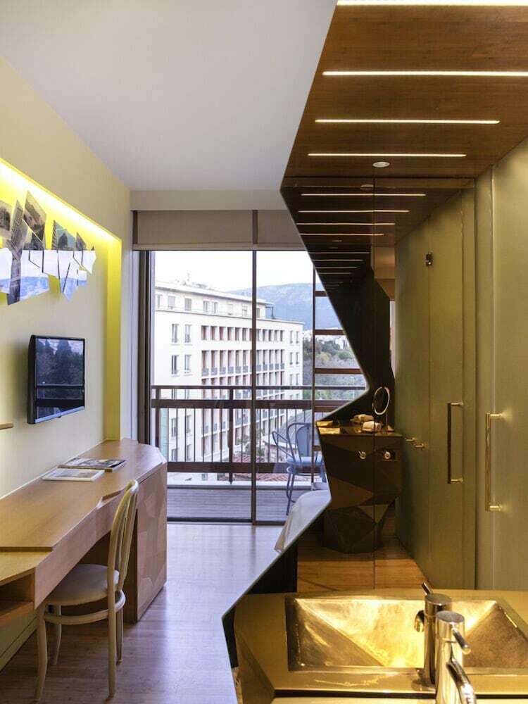 Hotel New