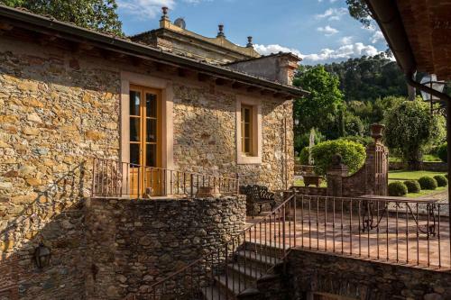 Coselli 's Collection. Luxury Villas Rental
