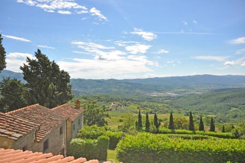 Capolona Apartment Sleeps 3