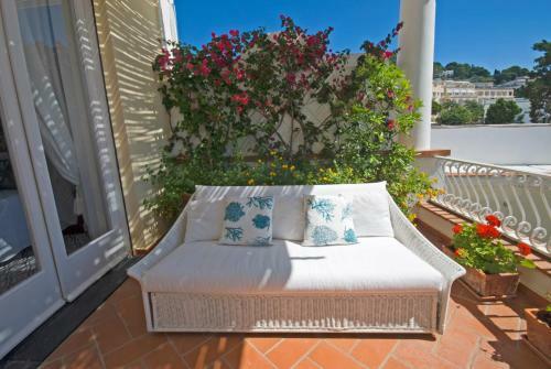 Apartamento Carthusia Suites