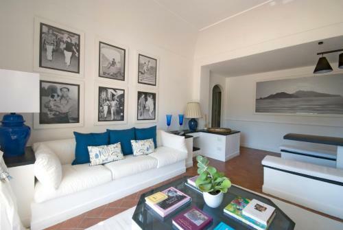 Apartamento Carthusia Suites