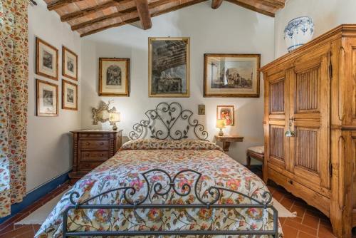 Casole D'elsa Villa Sleeps 24 Pool Wifi