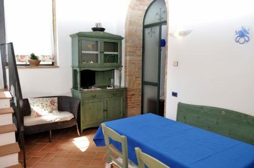 Casole D'elsa Villa Sleeps 11 Pool Wifi