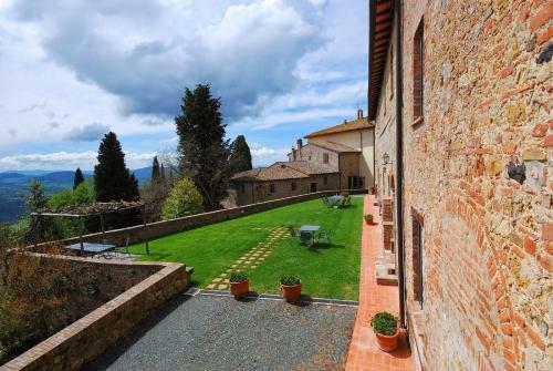 Il Castagno D'andrea Apartment Sleeps 6 Pool
