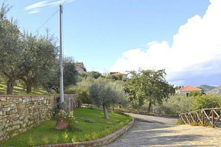 Castellabate Villa Sleeps 6