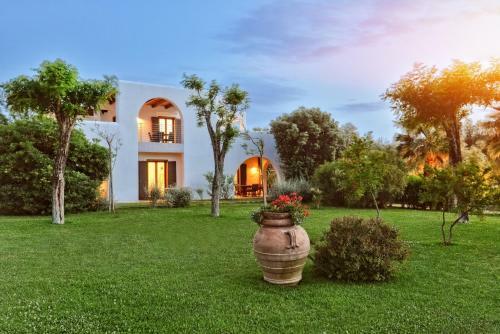Hotel Trezene Village