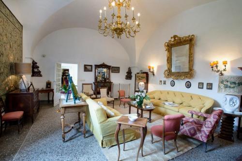 Rosignano Solvay-castiglioncello Villa Sleeps 12