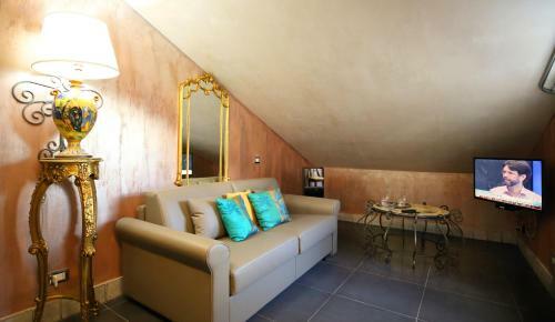 Hostal Animosa Suites