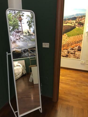 Hostal Locami Holiday&rooms Jolanda Suite