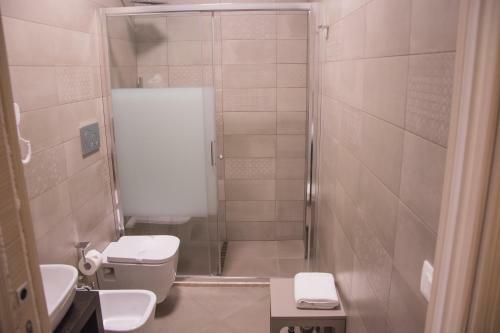 8room Hotel