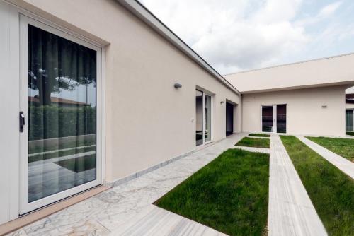 Hostal Garda Guest House