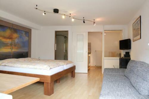 Artist Apartments   Hotel Garni