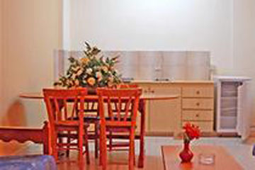 Lucky Hotel Apartments