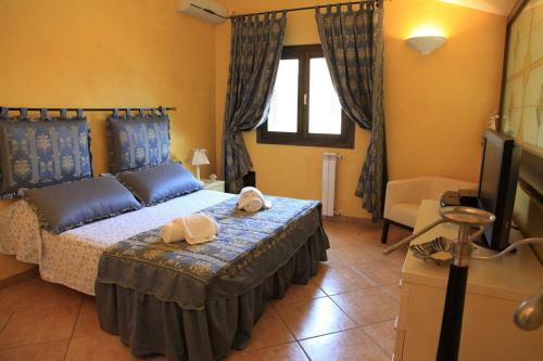 Vacation Service - Emiri Bay Villas